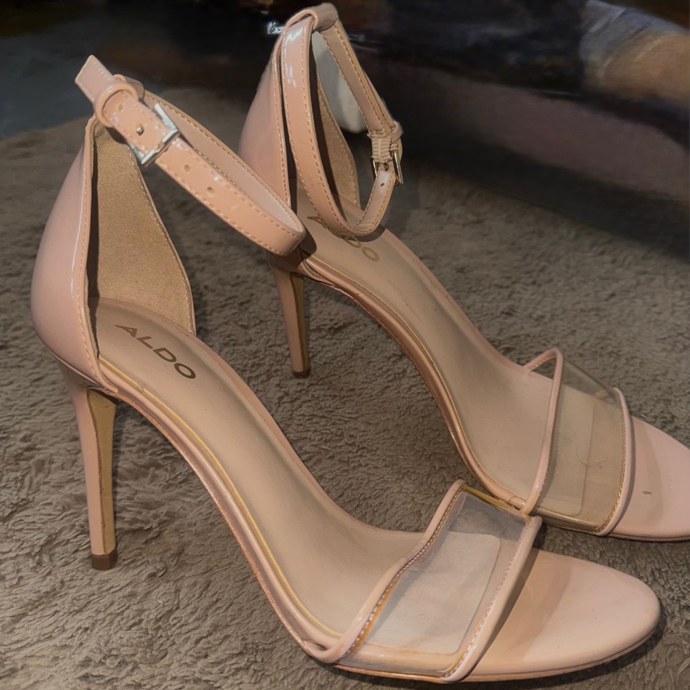 Nude Aldo high heels